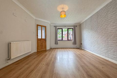 3 bedroom semi-detached house for sale, Camelot Close, Yazor Road, Hereford, HR4