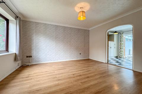 3 bedroom semi-detached house for sale, Camelot Close, Yazor Road, Hereford, HR4