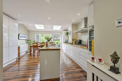 42 Carlton Park Avenue, London, SW20 8BL