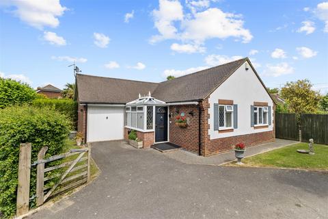 3 bedroom detached bungalow for sale, Coopers Way, Hailsham