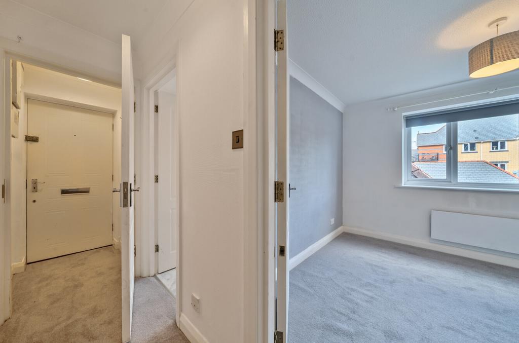 1301297 23 683095...