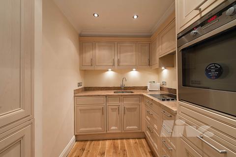3 bedroom apartment for sale, Knightsbridge, London SW1X