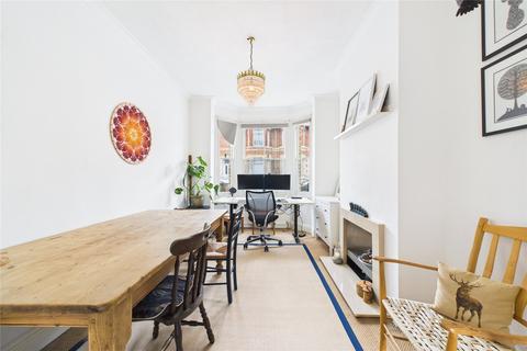 14 Swainstone Road, Reading, RG2 0DX