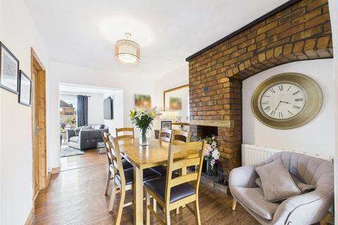 undefined, Holtham Avenue, Churchdown, Gloucester, Gloucestershire, GL3