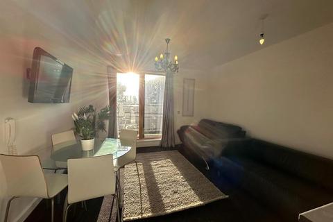 2 bedroom flat for sale, Melia House, 19 Lord Street, Green Quarter