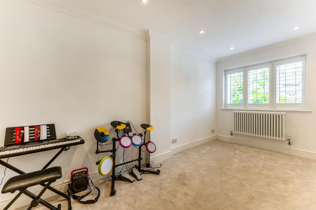 93050 80 Lower Village Road (13) low.jpg