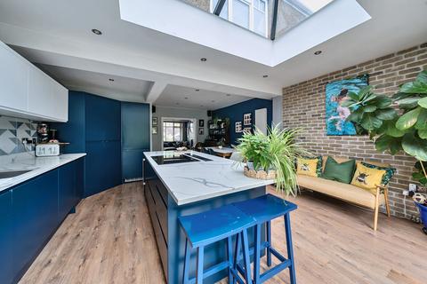 140 Welbeck Road, Harrow, HA2 0RX