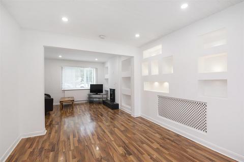 2 Murray Terrace, London, W5 4XT