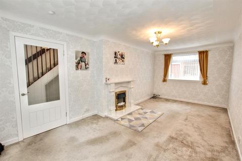 41 Stuart Drive, Lanark, ML11 7HF