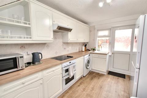 41 Stuart Drive, Lanark, ML11 7HF