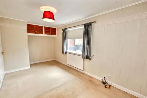 41 Stuart Drive, Lanark, ML11 7HF