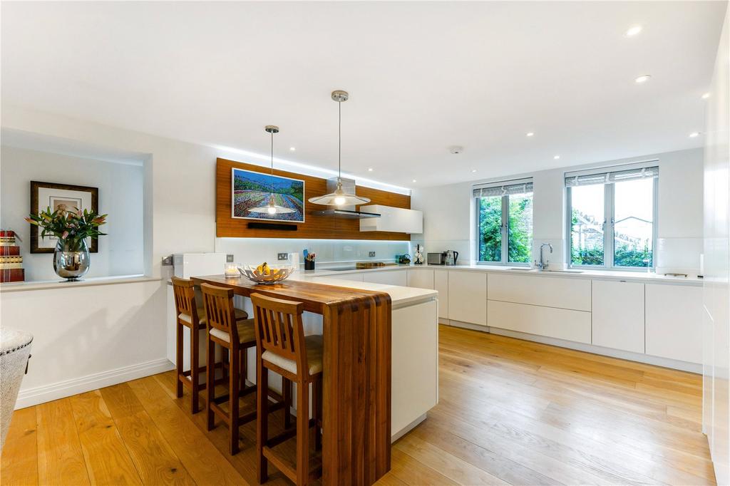 Breakfast Bar