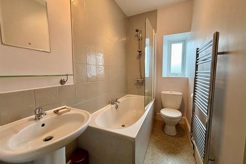 8 Mellor Road, New Mills, High Peak, SK22 4DW
