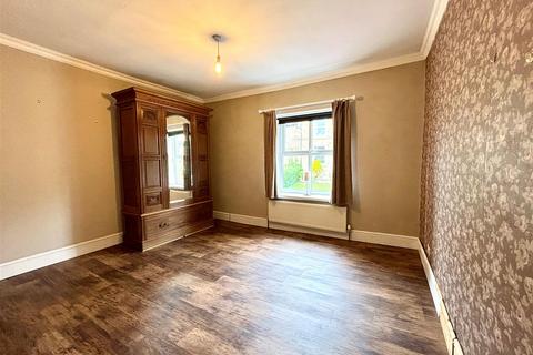 8 Mellor Road, New Mills, High Peak, SK22 4DW