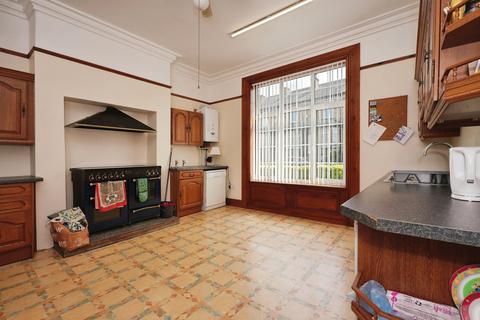 5 bedroom semi-detached house for sale, Leeds Road, Bradford BD10