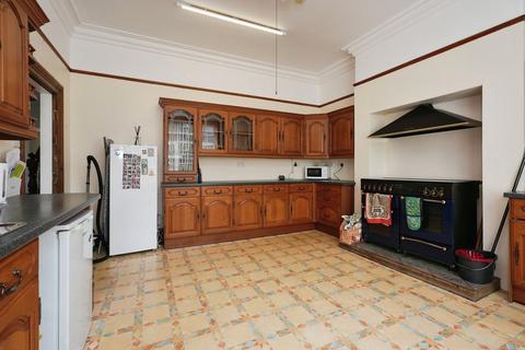 5 bedroom semi-detached house for sale, Leeds Road, Bradford BD10