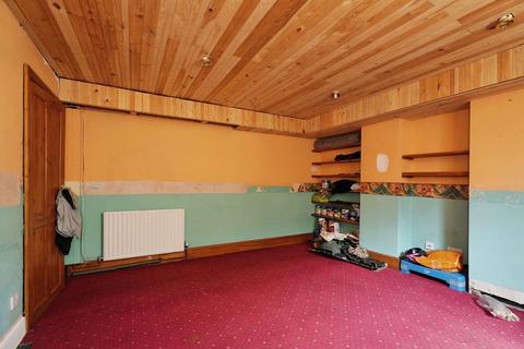 5 bedroom semi-detached house for sale, Leeds Road, Bradford BD10