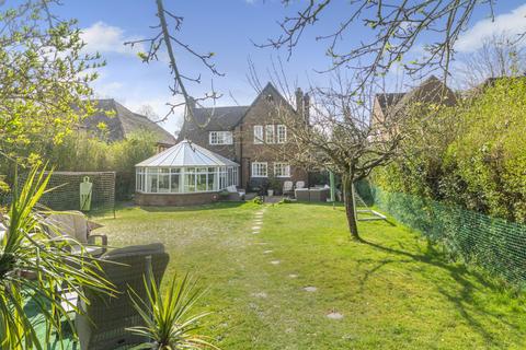 3 bedroom detached house for sale, Amersham Road, Little Chalfont