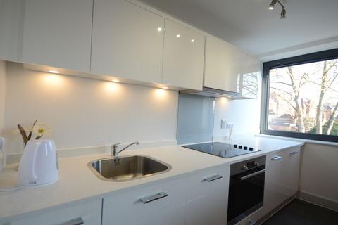 Studio to rent, Sheet Street, Windsor, Berkshire, SL4