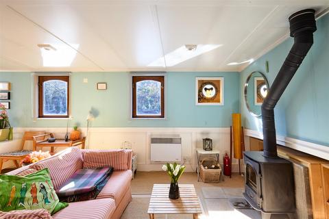 2 bedroom houseboat for sale, Ham Wharf, Brentford, TW8