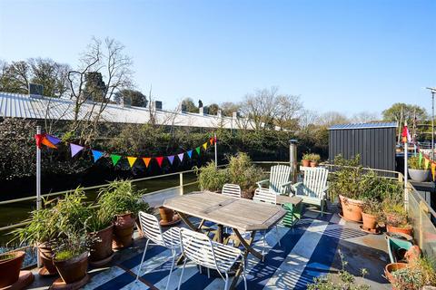 2 bedroom houseboat for sale, Ham Wharf, Brentford, TW8