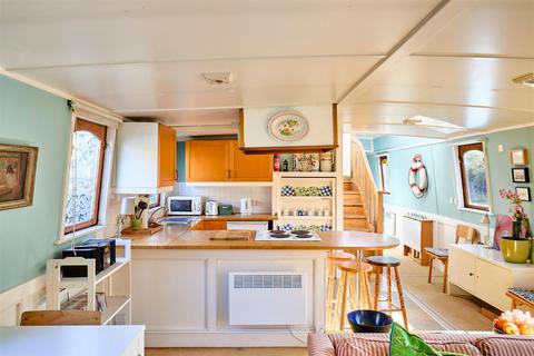 2 bedroom houseboat for sale, Ham Wharf, Brentford, TW8
