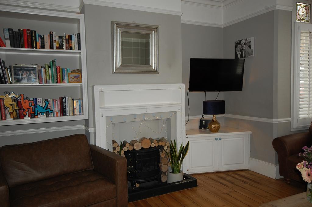 Lounge Area
