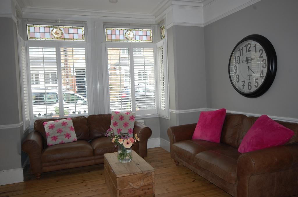Lounge Area