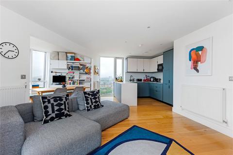 3 bedroom apartment for sale, High Street, London, E15