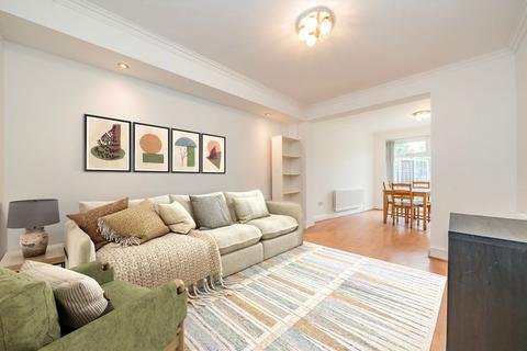 4 bedroom terraced house for sale, Turner Avenue, Mitcham CR4