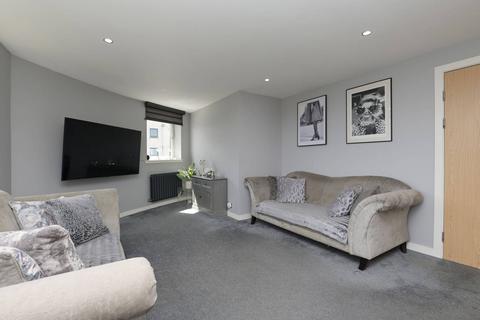 2 bedroom flat for sale, Flat 11 14 East Pilton Farm Crescent, Fettes, Edinburgh, EH5 2GH