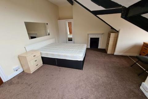 6 bedroom house to rent, Brudenell Road, Leeds LS6