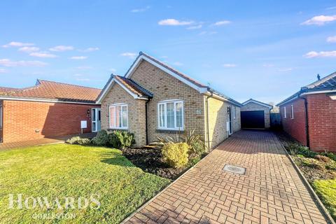 2 bedroom detached bungalow for sale, Broadland Close, Gorleston