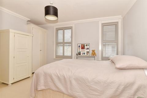 22 Coombe Road, Gravesend, DA12 5PB