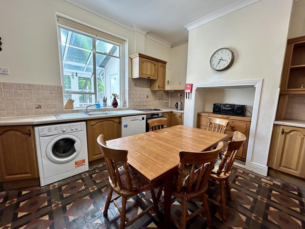 Kitchen 2