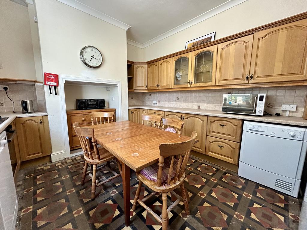 Kitchen 3