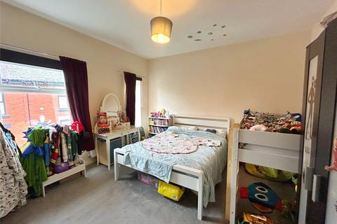 17 Cedar Street, Ashton-under-lyne, OL6 9LP