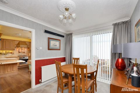 3 bedroom semi-detached house for sale, Walpole Road, Higher Runcorn