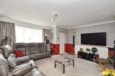 3 bedroom semi-detached house for sale, Walpole Road, Higher Runcorn
