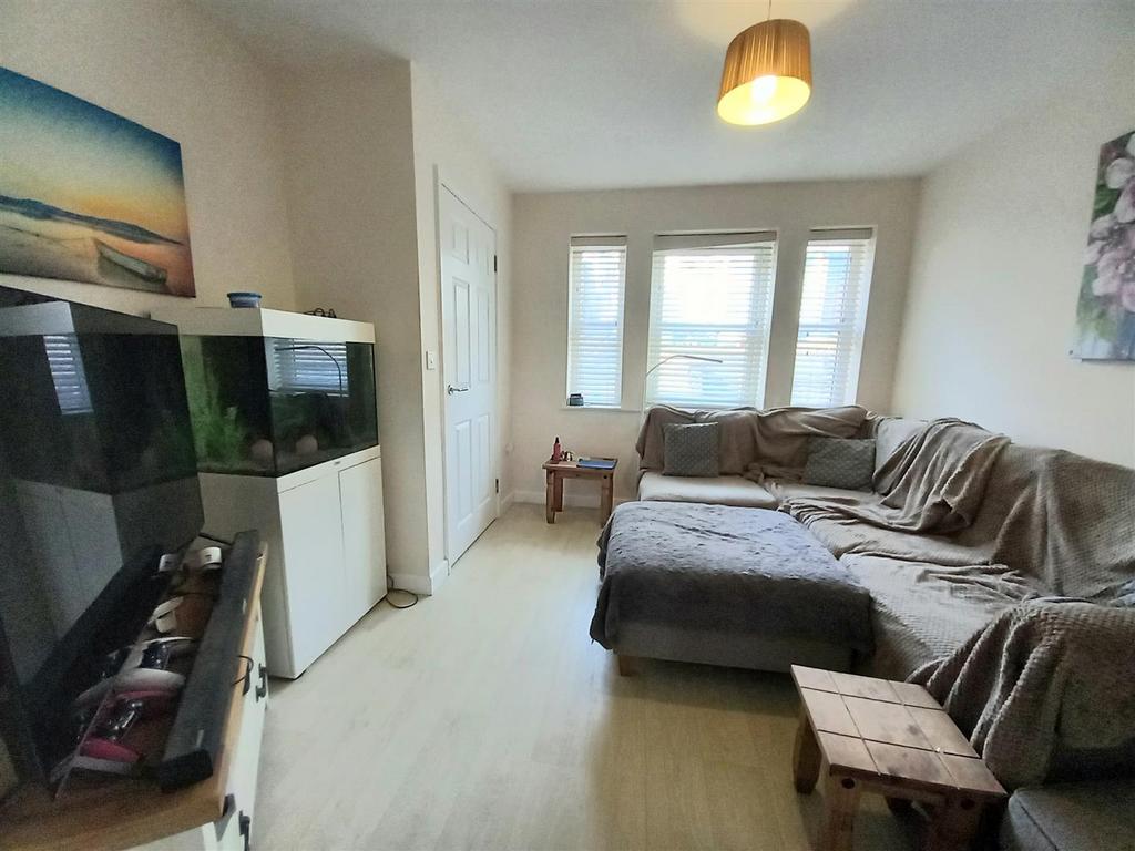 4 Ackland Lounge.jpg