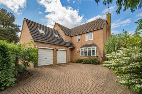5 bedroom detached house for sale, Willow Lane, Kettering NN14