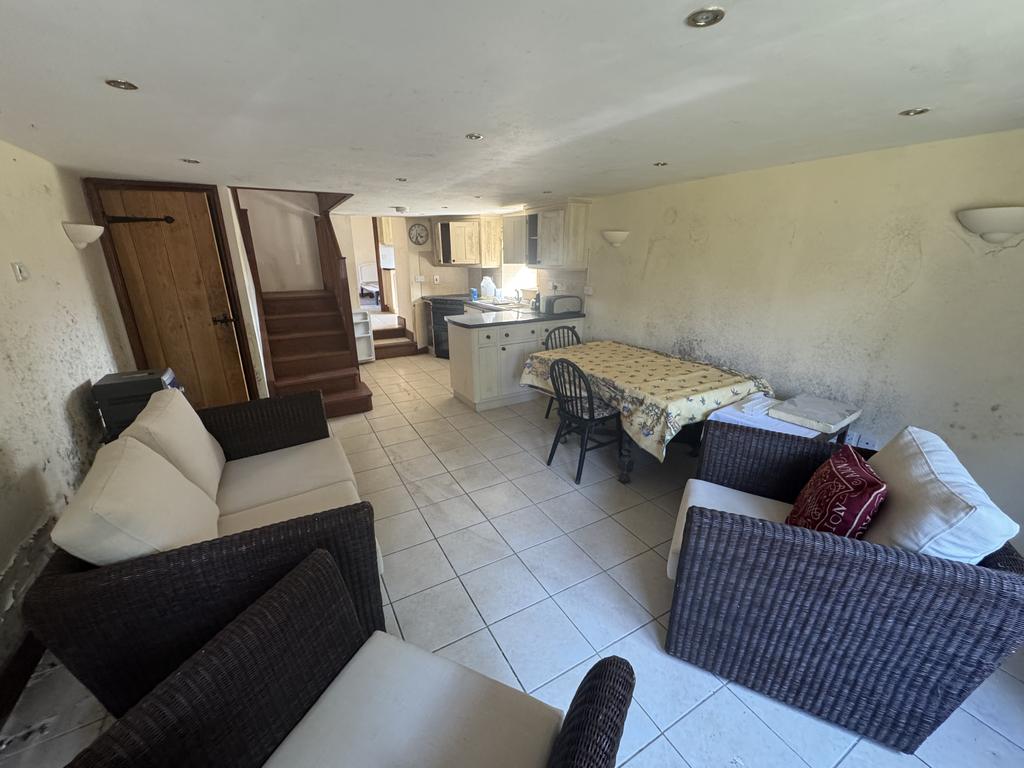 Open plan kitchen/living room