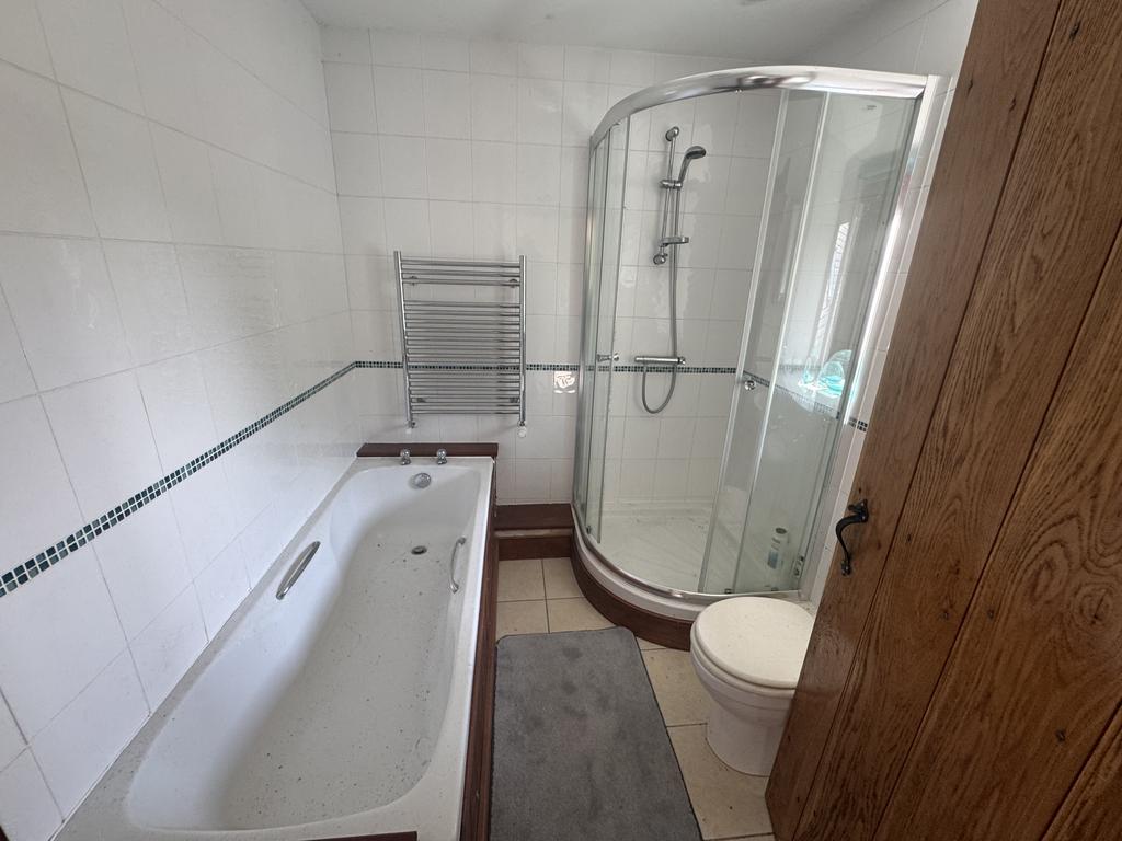 En suite 3