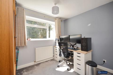 Flat 3, Scott House Benjamin Close, Hornchurch, RM11 1DA