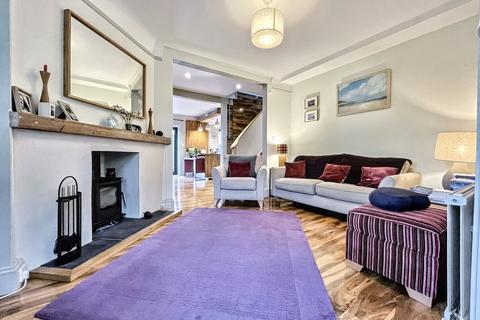 6 Elmsway, Bournemouth, BH6 3HU