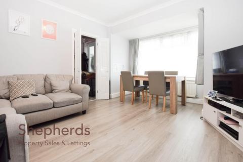 59 Hillview Gardens, Cheshunt, Waltham Cross, EN8 0PB