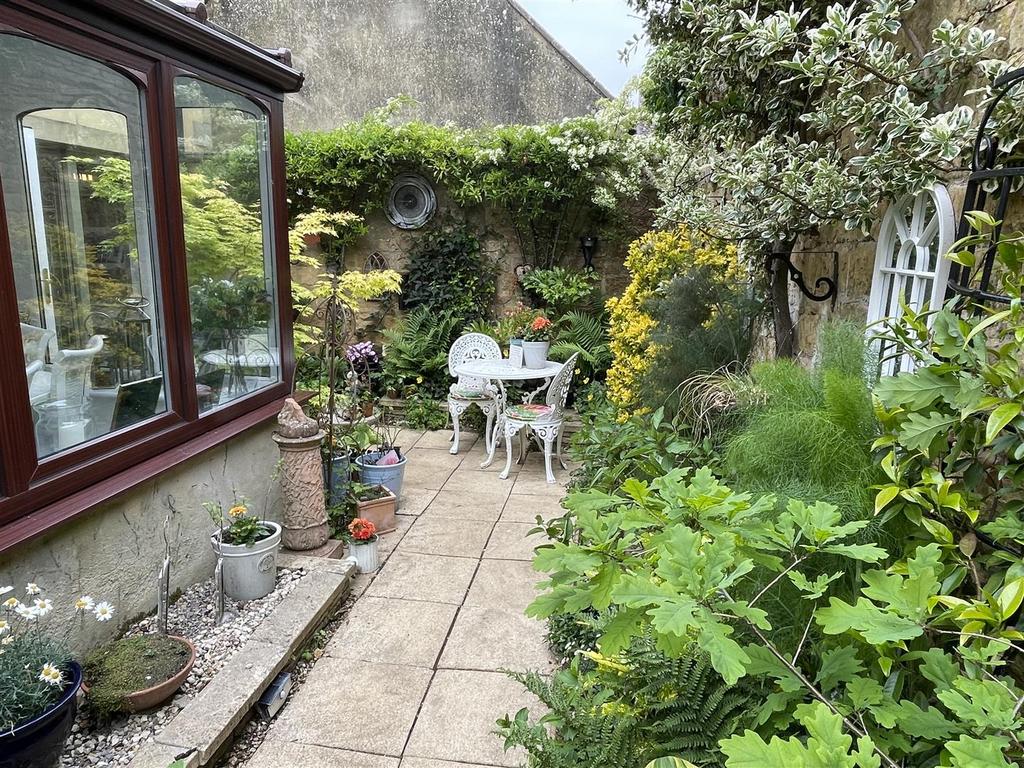 Garden 3.JPG