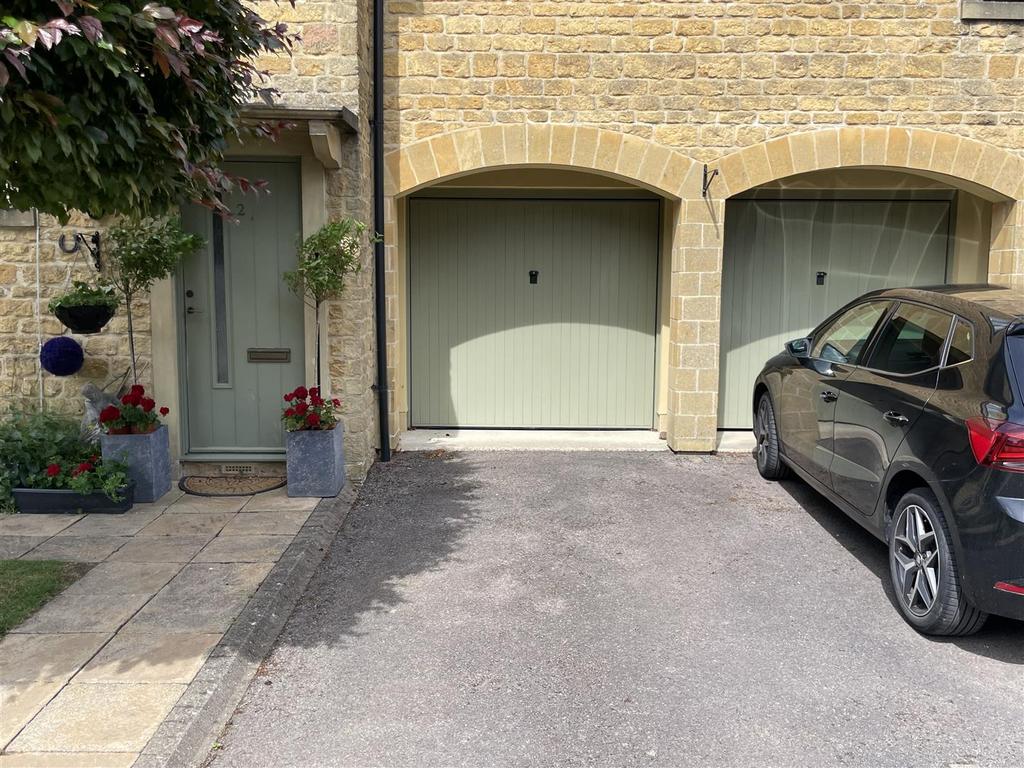 Garage.JPG