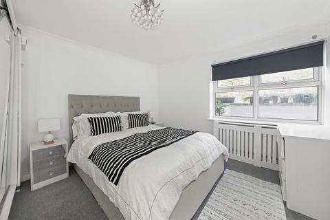 2 bedroom flat for sale, Central Hill, Crystal Palace, London, SE19