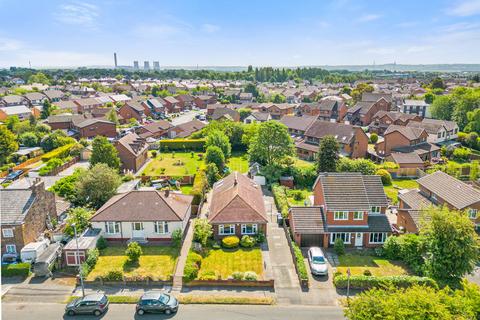 Upton Lane, Widnes WA8